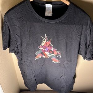 NHL Fanatics Youth Arizona Coyotes Logo Tee Color Black Size XL